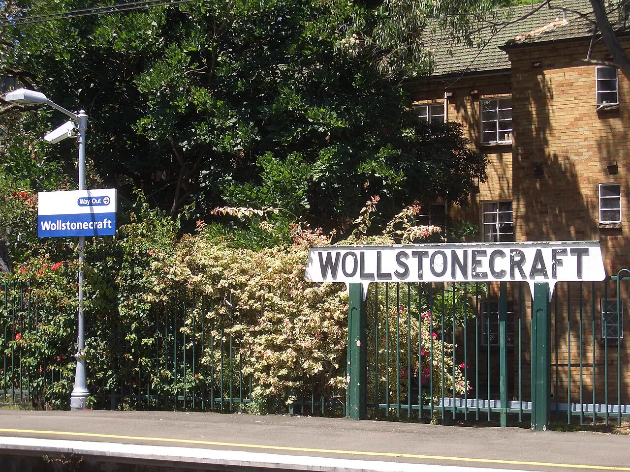 Wollstonecraft station, Wollstonecraft